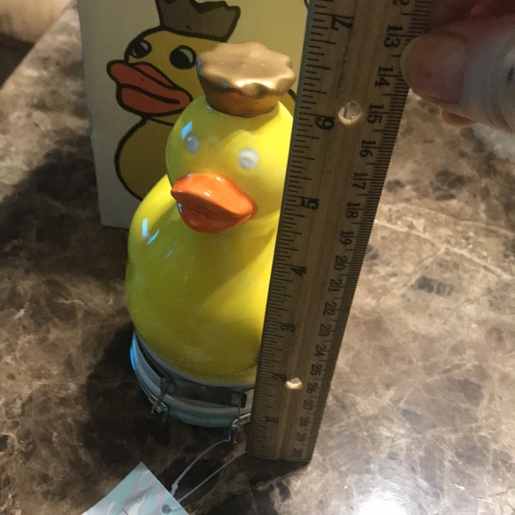 ContainedArt Duck Yellow Ceramic Airtight Container New - Picture 9 of 12
